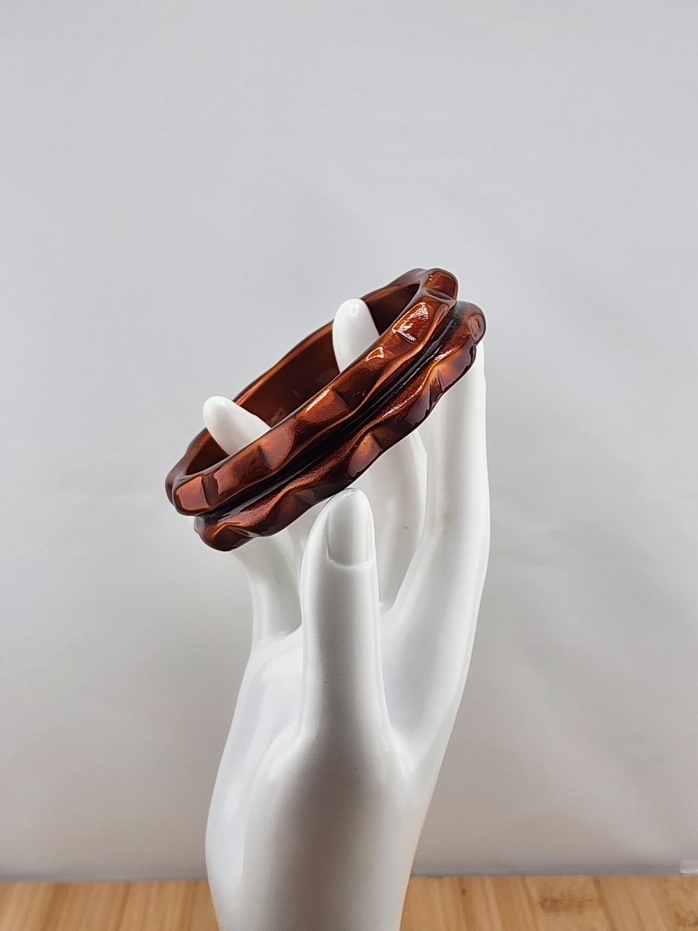 8in Brown Faceted Resin Bangle Bracelet - Women Accessories 0664